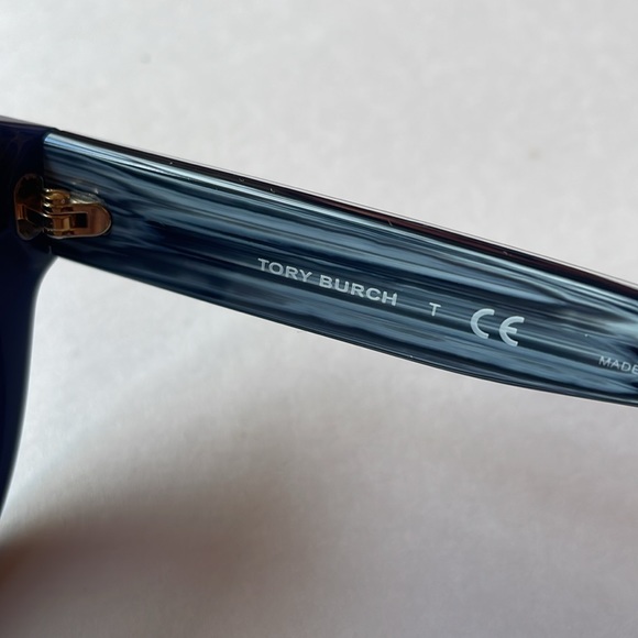 Tory Burch sunglasses - Picture 7 of 8